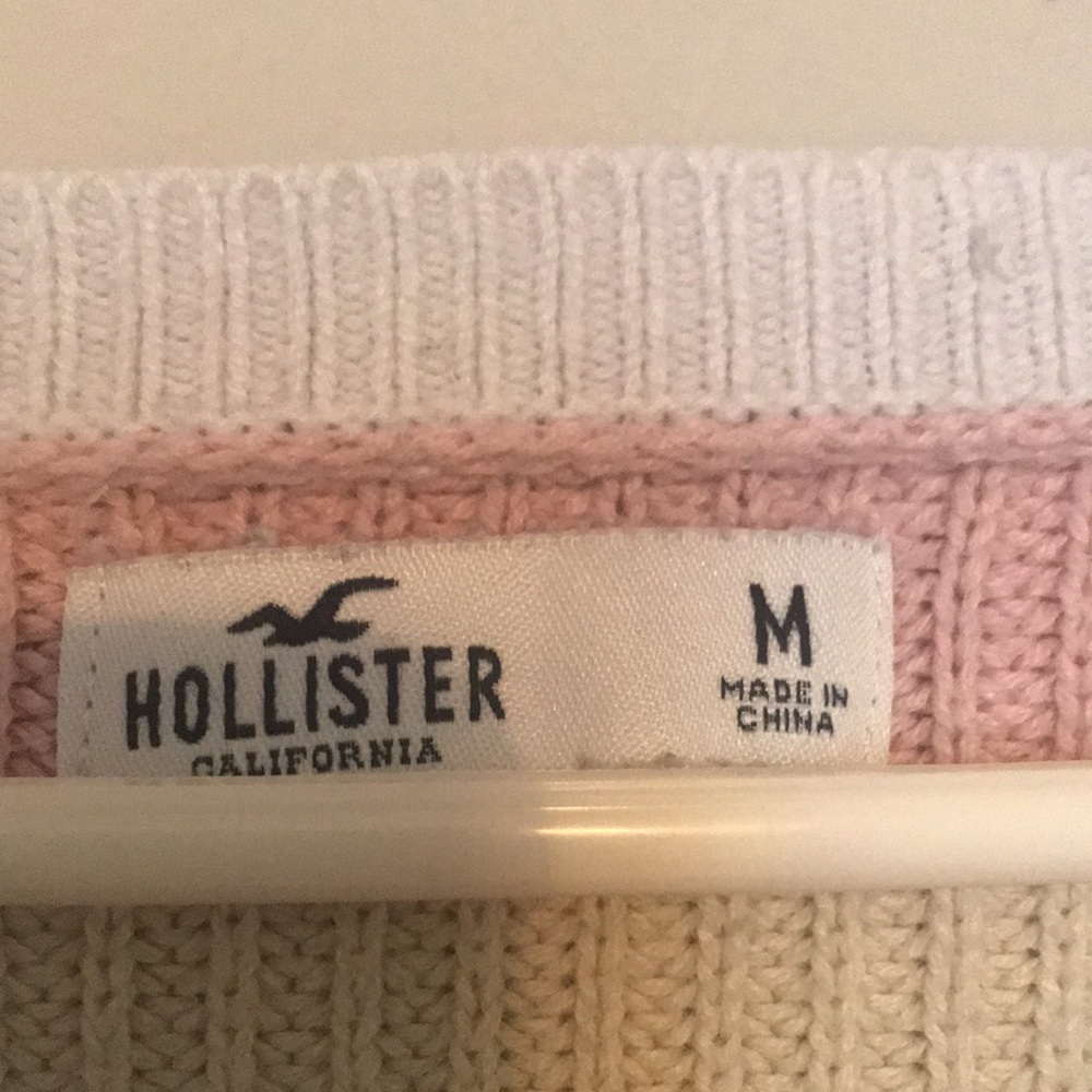 Hollister Cropped Striped V-Neck Sweater - Picture 2 of 4